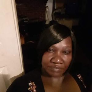 Meet your Posher, Lois